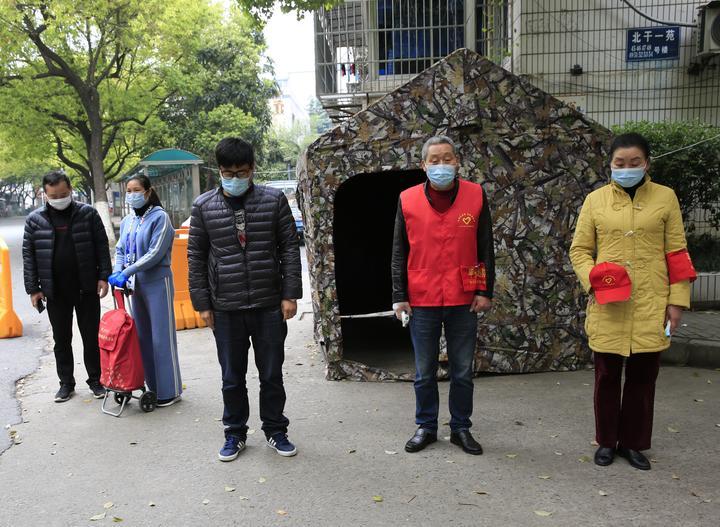 【中国的新冠肺炎疫情什么时候结束,中国新冠疫情什么时候开始的具体时间】