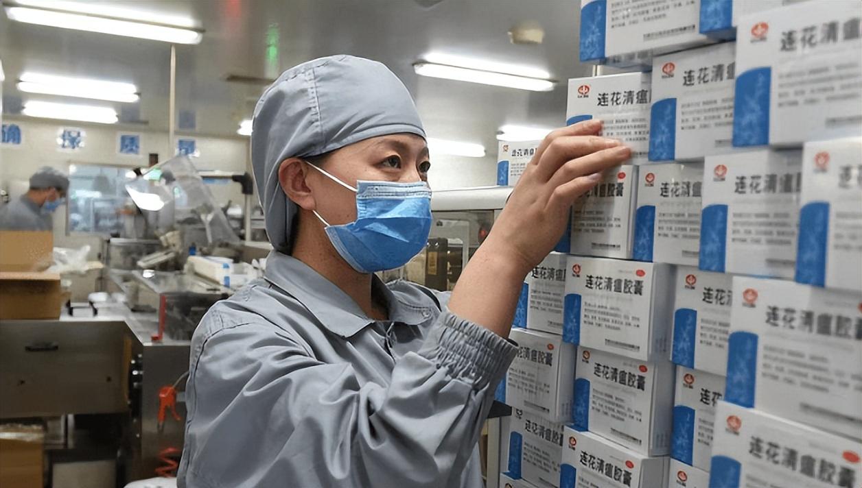 新冠什么时间全面放开的/新冠什么时候放开