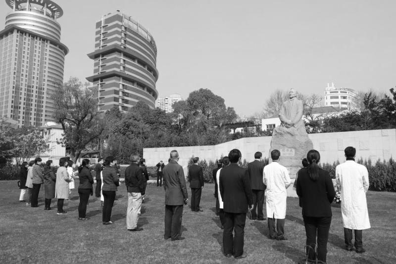 上海新疫情4人死亡/上海疫情死亡人数