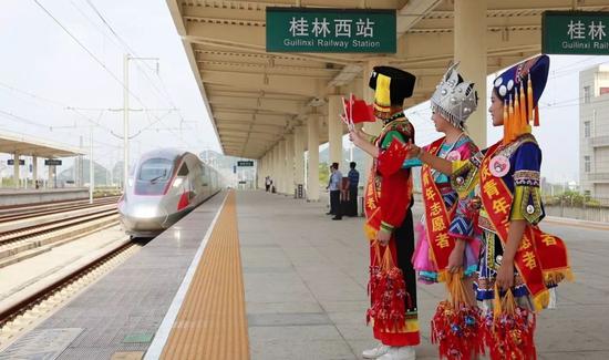 广西恢复至香港（广西到香港的高铁开通了吗）