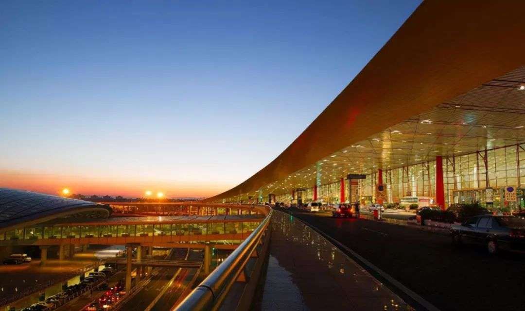 【澳门航空北京机场电话/澳门航空在北京首都机场几号航站楼】